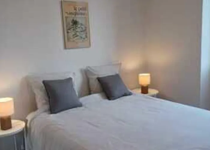 Appartement Bright T3 In The Heart Of With Port View Ajaccio (Corsica)