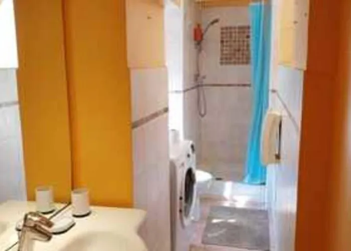 Bright T3 In The Heart Of With Port View